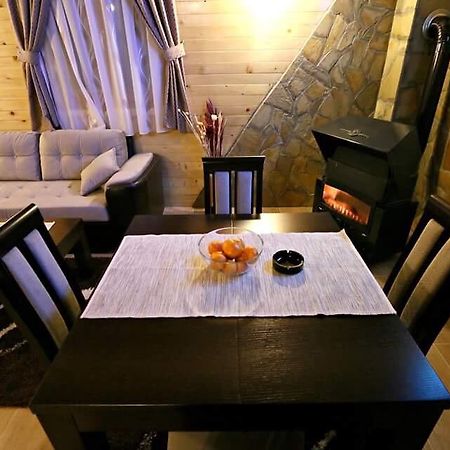 Holiday Home Perduh Sekulic Zewnętrze zdjęcie