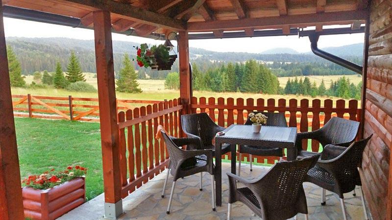 Holiday Home Perduh Sekulic Zewnętrze zdjęcie